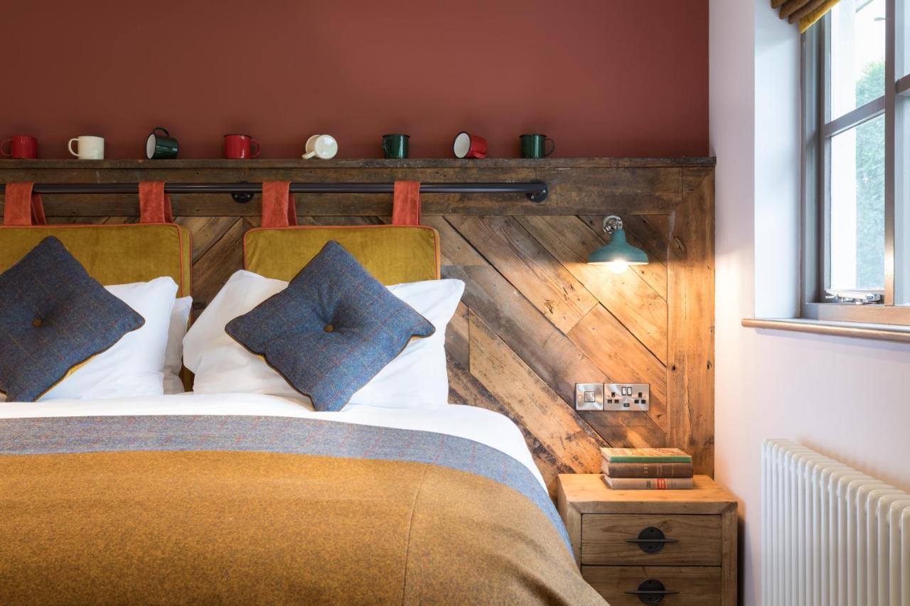 Dartmoor Halfway Inn Ньютон Эбэт Экстерьер фото